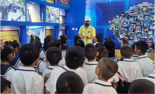 熱烈祝賀七里河一小學(xué)獲評(píng) 全國(guó)國(guó)防教育示范學(xué)校