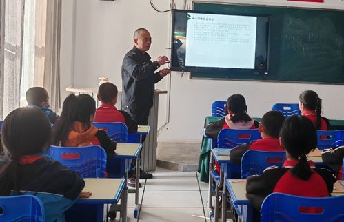 新疆伊寧市市場監管局上好春季開學校園食品安全第一課